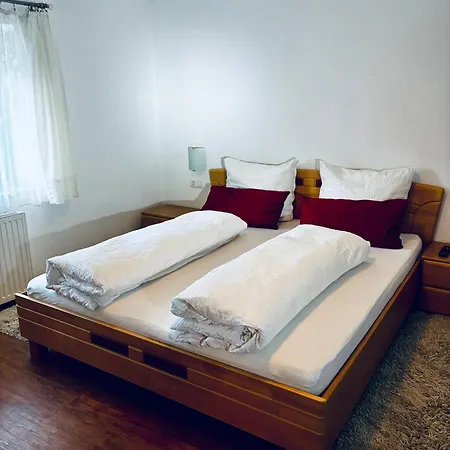 Lechner Apartamento Karres